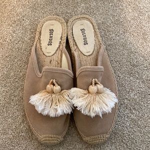 Soludos tassel mules size 7